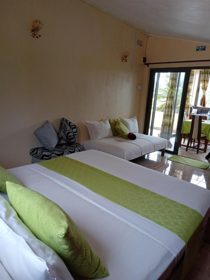 Riverside Holiday Home Grand River South East Екстер'єр фото