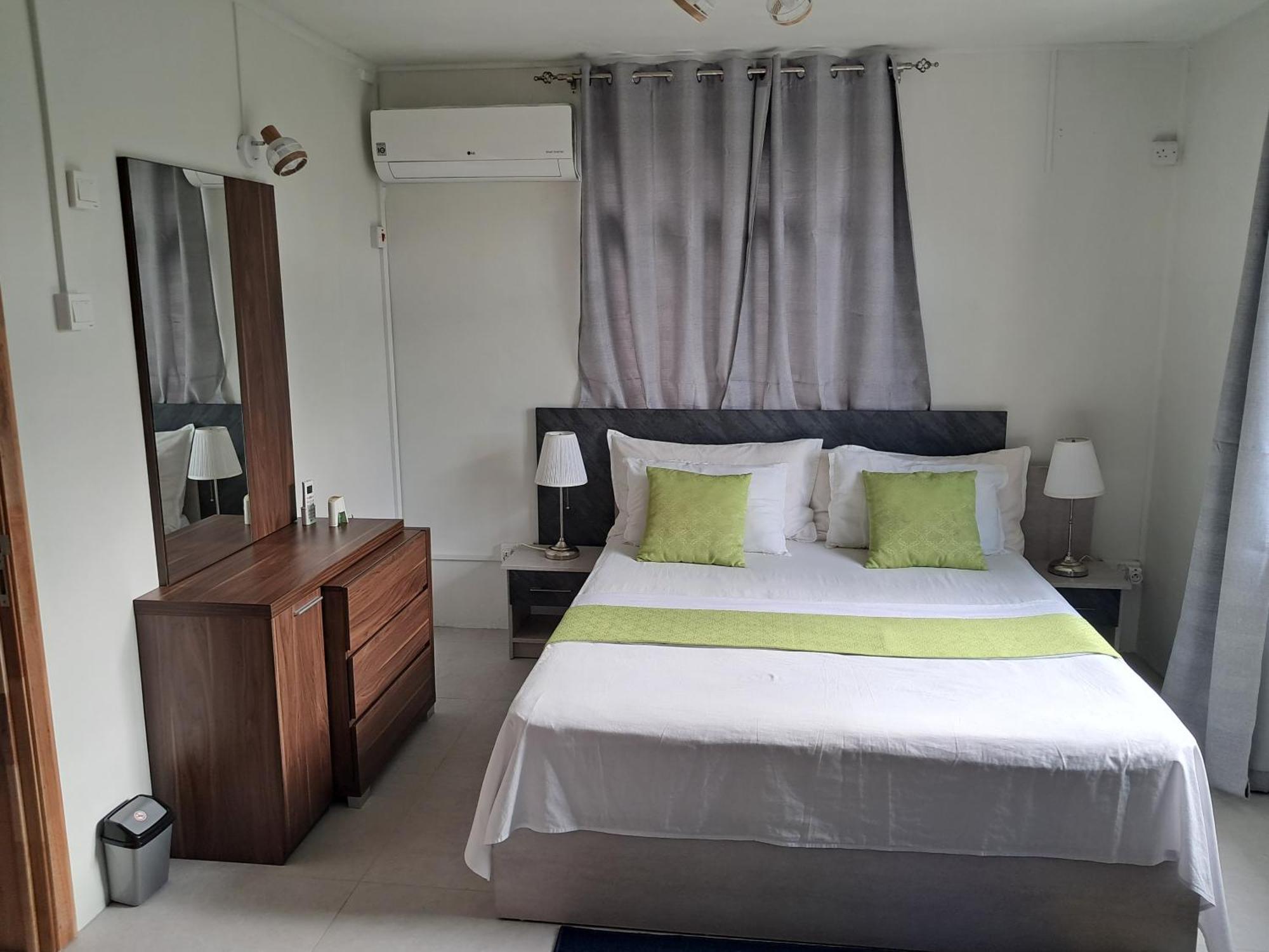Riverside Holiday Home Grand River South East Екстер'єр фото