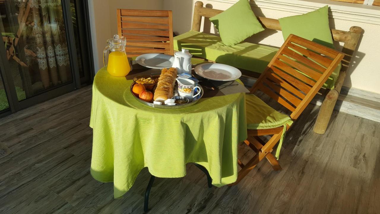 Riverside Holiday Home Grand River South East Екстер'єр фото
